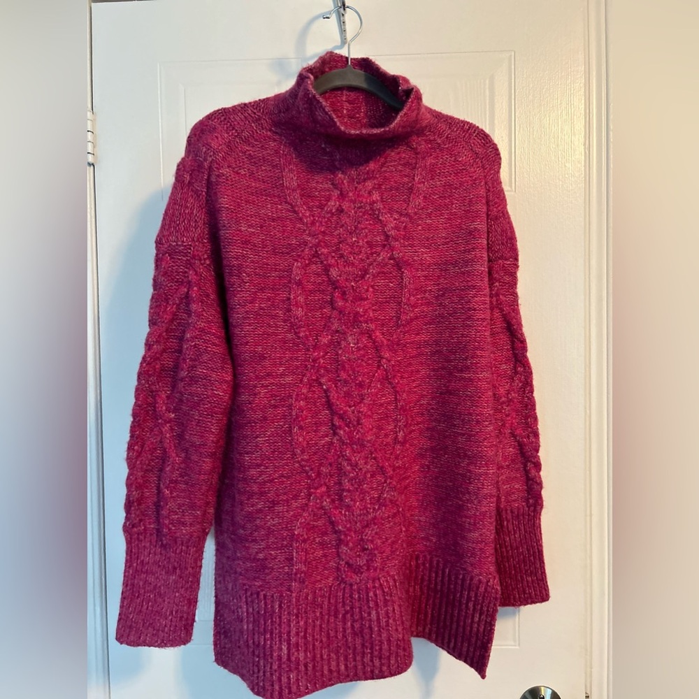 ONLY Mock Neck Sweater in Fuschia, size S